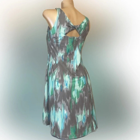 Eddie Bauer women’s dress Medium mini tank shelf bra stretch casual grey green - Picture 2 of 7